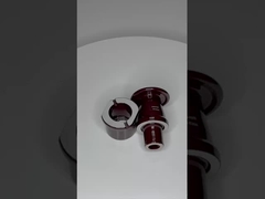 El aislante de bujes de transformadores de color marrón con la norma DIN 42539